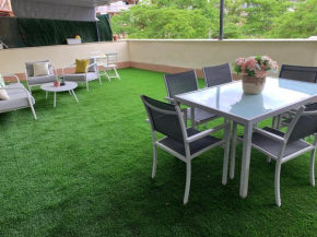 Espectacular piso con fascinante Terraza near Barcelona